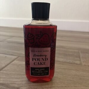 Bath & Body Works Strawberry Pound Cake Gel Body Wash NEW